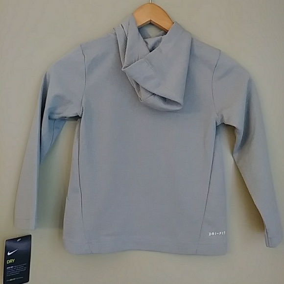 Sale! NWT Nike boys shirt size 4 football - Picture 3 of 6